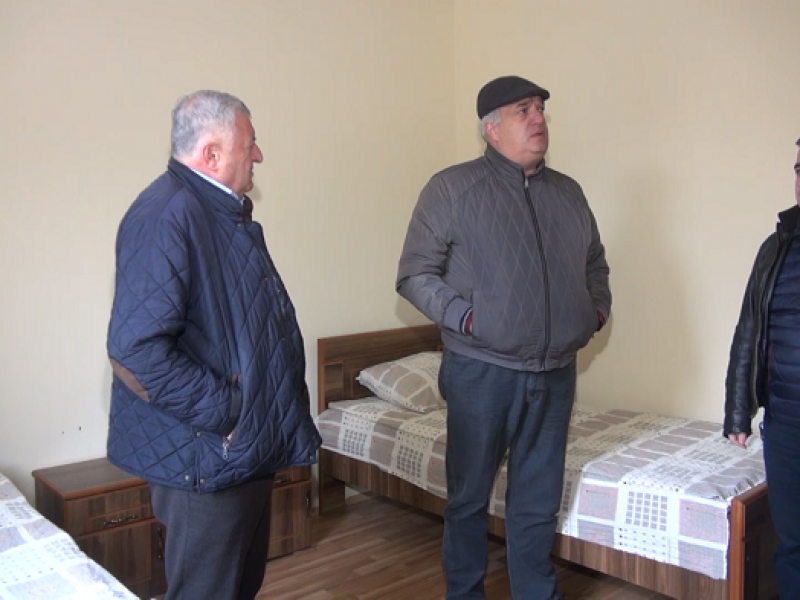 რაჭა-ლეჩხუმ-ქვემო სვანეთის გუბერნატორის წარმომადგენლებმა რეგიონში საკარანტინო ზონები...